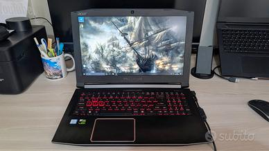 Acer Predator Helios 300 Intel Core i7 InVidia GTX