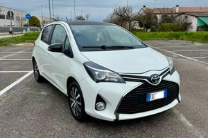 Yaris 1.3 benzina 2016 - neopatentati-gomme doppie