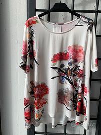 Blusa fiorita