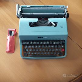 Macchina da scrivere Olivetti