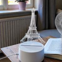 Lampada LED 3D Torre Eiffel – idea pensierino