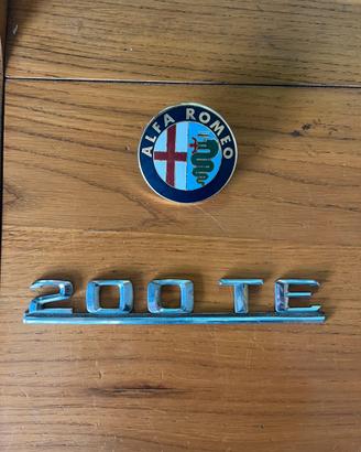 Logo ALFA ROMEO e Mercedes 200 TE
