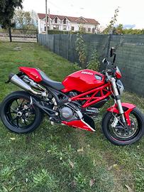 Ducati Monster 796+