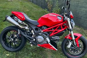 Ducati Monster 796+