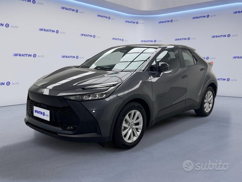 TOYOTA C-HR (2023-->)