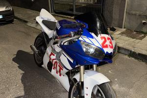 yamaha R6 99 aggiornata