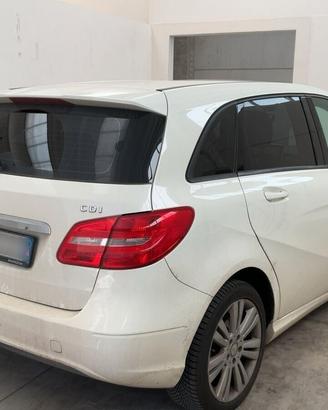 MERCEDES CLASSE B 180 CDI - AUTOMATICO