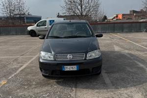 FIAT PUNTO NEOPATENTATI