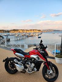 MV AGUSTA 5000 KM PERMUTA 0 SINISTRI 