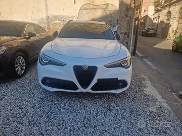 Alfa Romeo Stelvio 2.2 Turbodiesel 190 CV AT8 Q4 E
