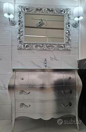 mobile bagno in foglia argento