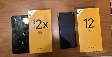 2 Telefoni come nuovi 350 trattabili 
