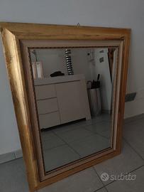 Specchio dorato