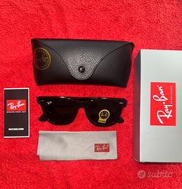 Occhiali da sole, Rayban Wayfarer classici