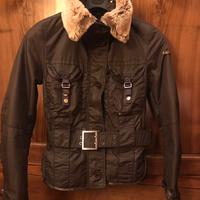 Giacca Peuterei in piuma.