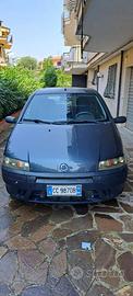 Fiat Punto 1.2 benzina – 2002 – 156.000km