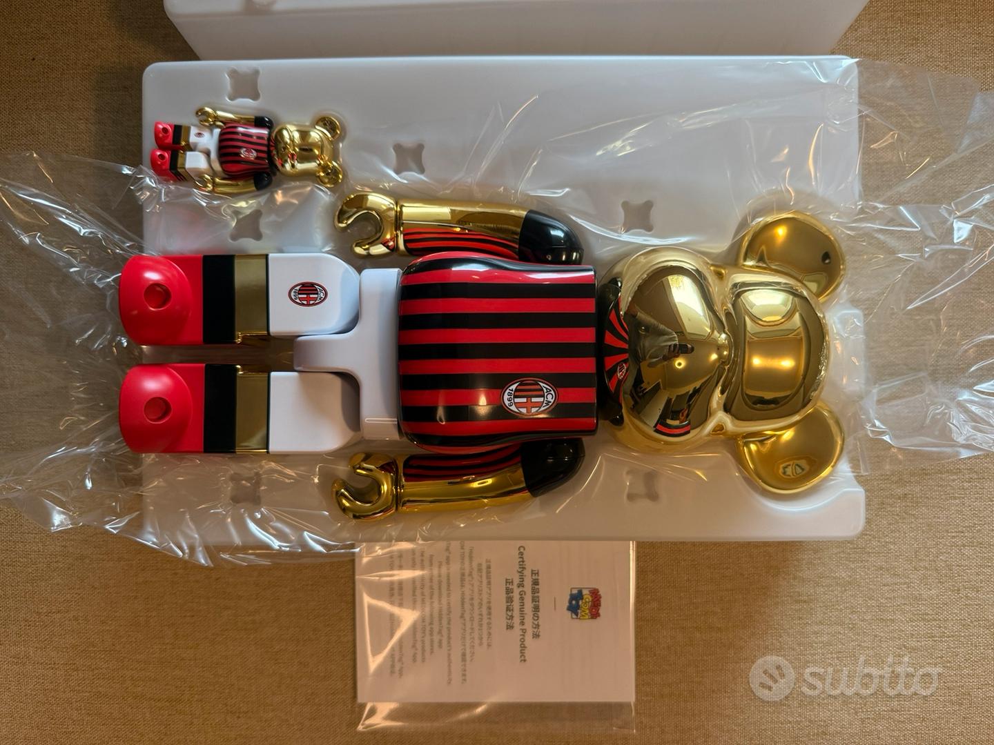 Be@rbrick AC Milan 100% & 400% - Collezionismo In vendita a Milano
