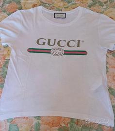 T-shirt Gucci Modello Oversize taglia XS Perfetta