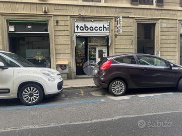 NEGOZIO A TORINO