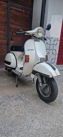 Vespa 125 PX 1981 da passaggio