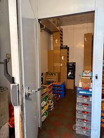 Cella frigorifera 3.70mt x 2mt e motore