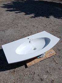 Lavabo Integrato in Ceramica Bianca