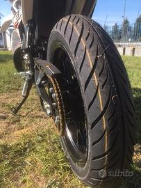 Motard Rieju MRT 125 LC raff. H2O Nuova 2026