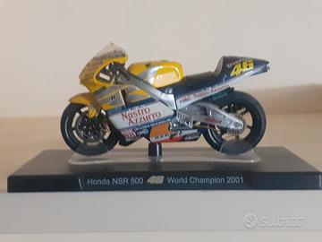 Modellino HONDA NSR 500 2001 di Valentino Rossi