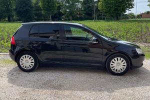 Volkswagen Golf  1.6 Benzina  Gpl 5 porte