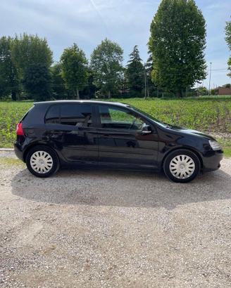 Volkswagen Golf  1.6 Benzina  Gpl 5 porte