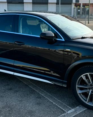 Audi Q3 sport back