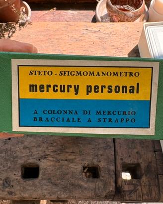 Sfigmomanometro a mercurio