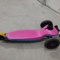 Monopattino per bambini/e piccoli