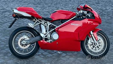 Ducati 749  KM 8.900  Da Amare.