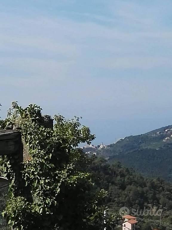 Rustico / Casale di 100 m² con 4 locali a Sestri L - Altro