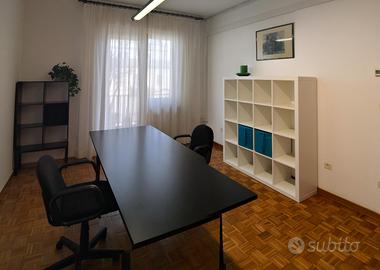 Stanza ad uso esclusivo in studio professionale