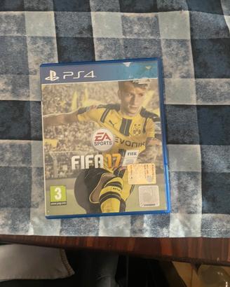 Fifa 17 ps4 usato