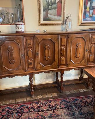 Credenza