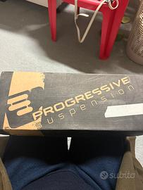 Sospensioni progressive moto