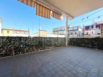 S2 appartamento con ampio terrazzo