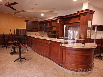 Bancone bar completo