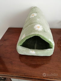 Casetta per cincillà in pile cinigliato fatta a ma