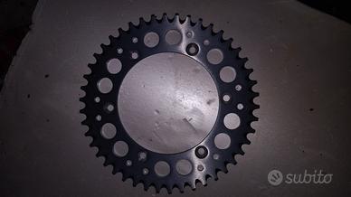 Corona Husqvarna 45 denti Nuova 