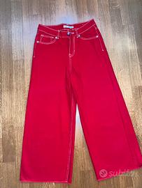 Jeans rossi a gamba ampia