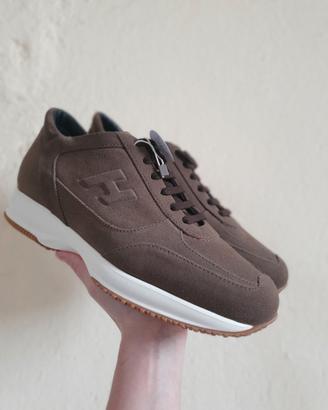 Hogan Interactive Numero 43