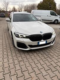 BMW 530d Touring Xdrive MSport anno 2022