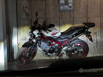 Suzuki SV650