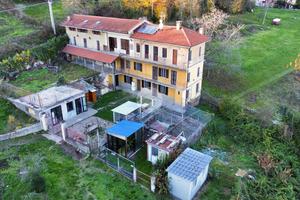 CASA SEMINDIPENDENTE A AVIGLIANA