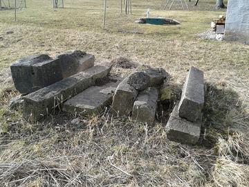 Antichi portali in pietra