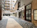 locale-commerciale